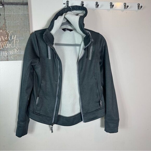 The north Face jacket - Picture 3 of 11